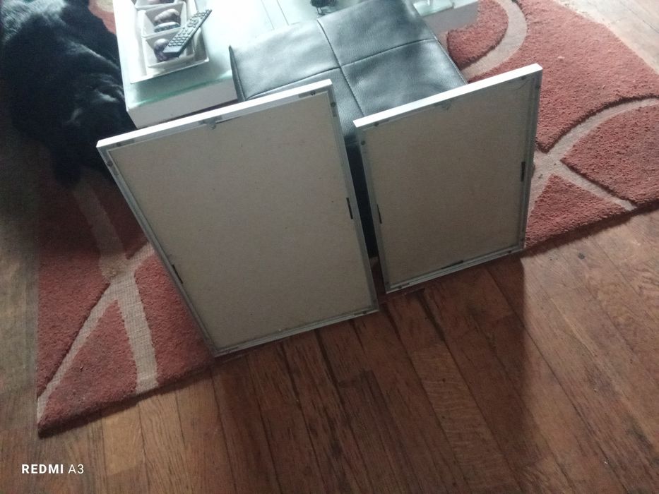 2 frames in excellent condition429085819184752643