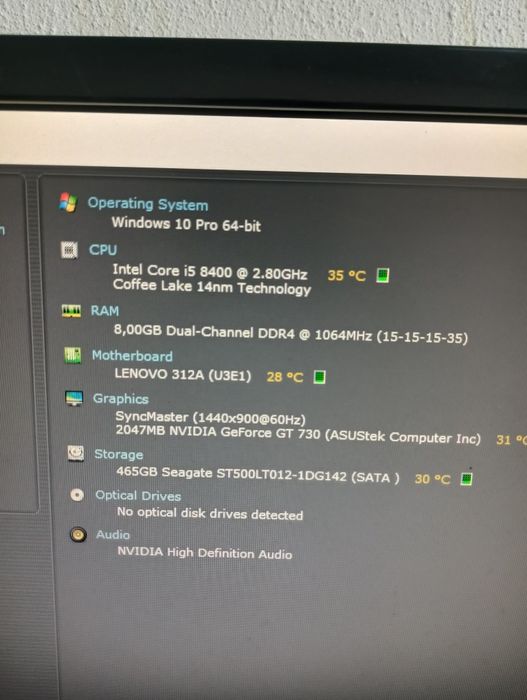 PC trabalho / jogos Intel I5 8400 com placa gráfica de 2GB