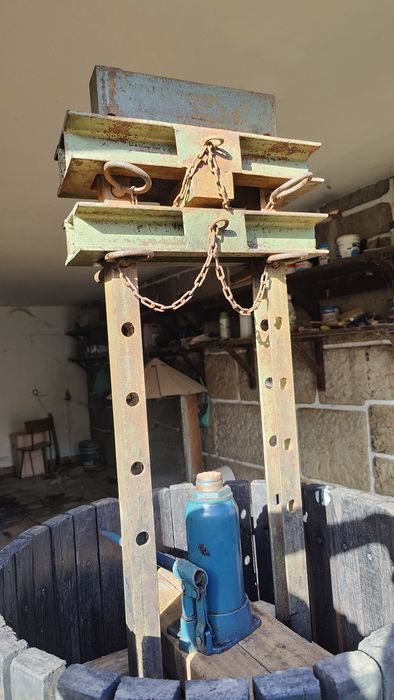 Prensa hidráulica para uvas