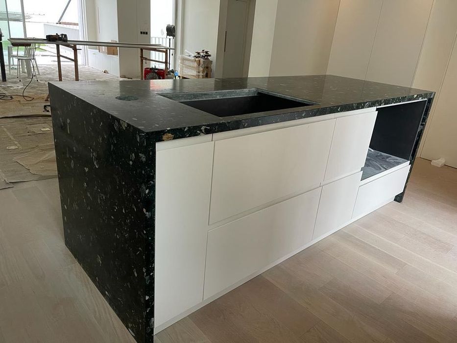 Tampos /bancadas mármore / quartzo/ cerâmica