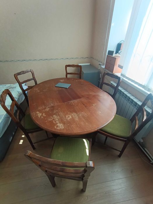 Стол Шесть стульев Румыния натуральное дерево