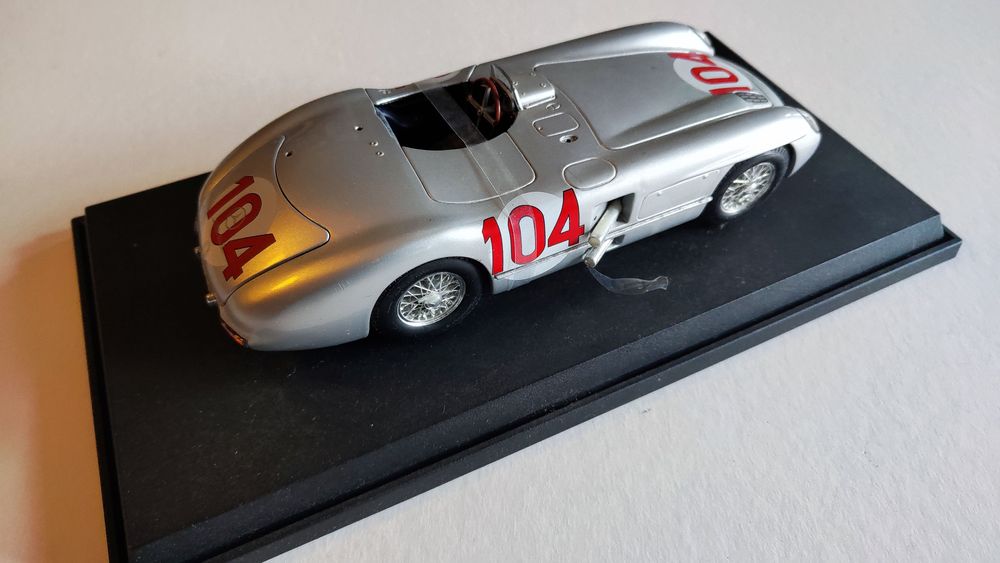 Maisto 1:18 Mercedes-Benz 300 SLR Targa Florio 1955
