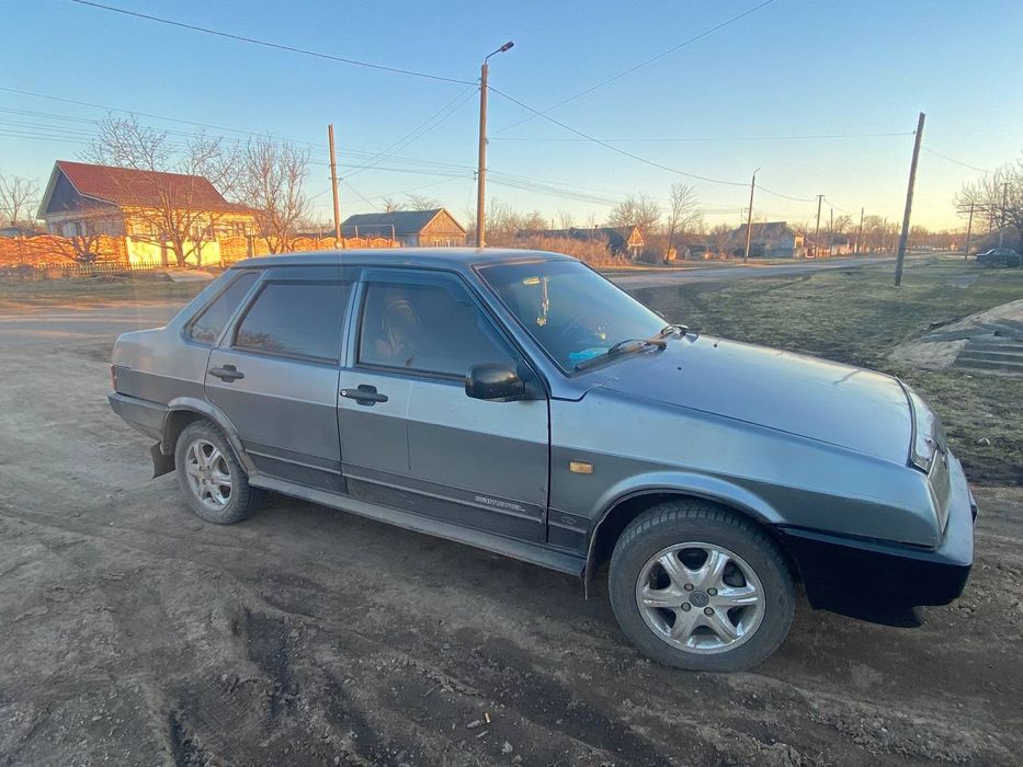 Продам автомобіль 21099