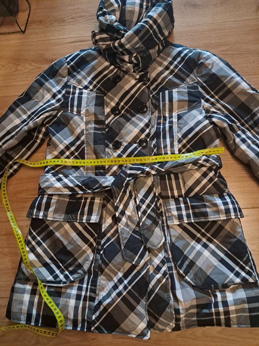 Куртка фірмова розмір s m