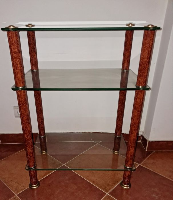 Estante pequena prateleiras vidro alt: 75 larg: 56