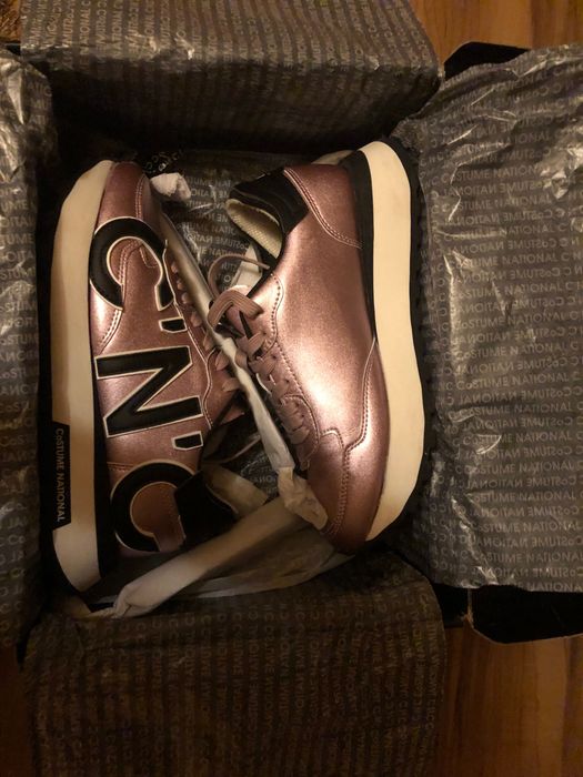 Buty/Sneakersy CoSTUME NATIONAL 38 rozm