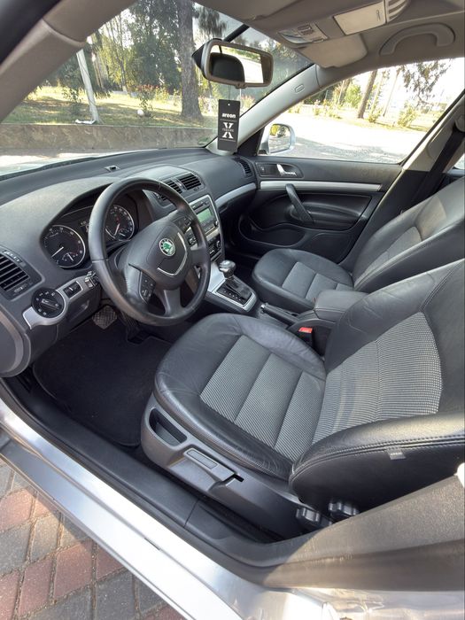 Skoda octavia 2009.  1.4 tsi.  90kw