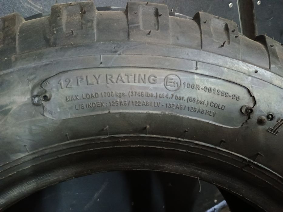 Opony 10.0 75 - 15.3 MRL NOWE