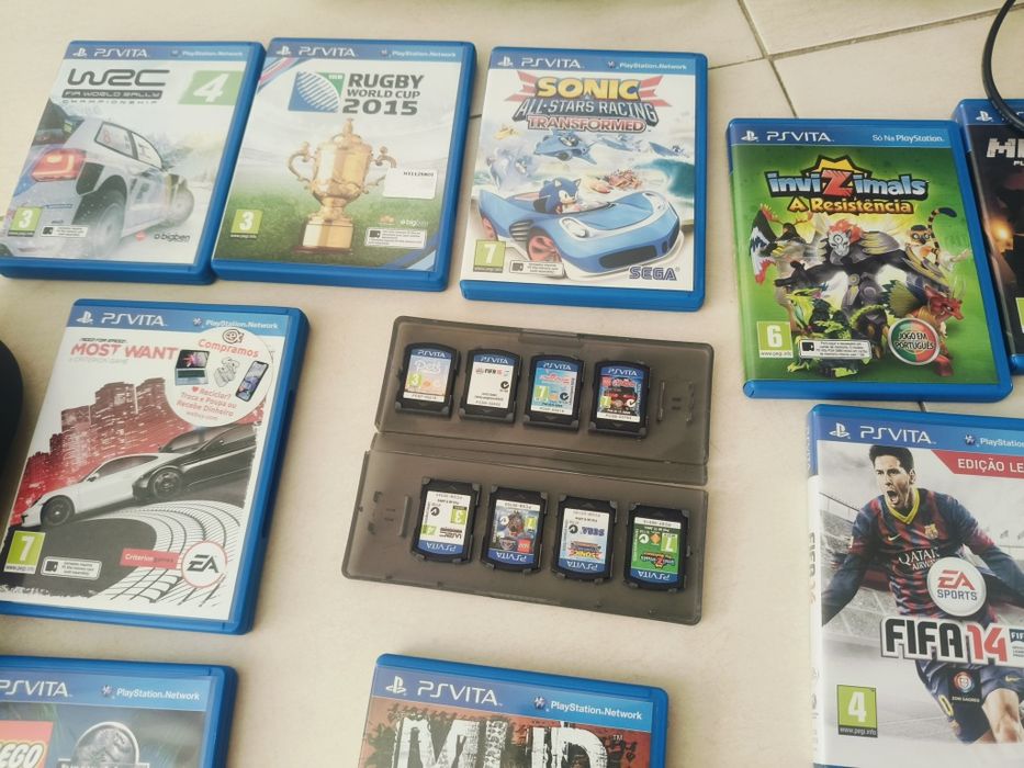 PS Vita com vários Jogos