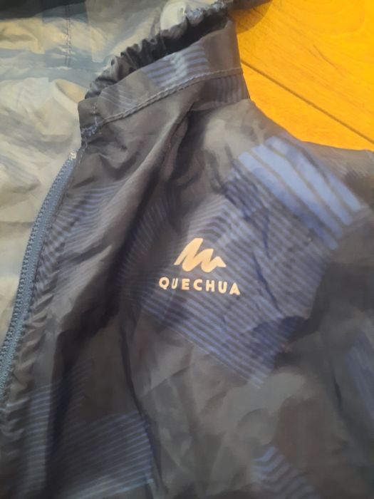 Kurtka przeciwdeszczowa