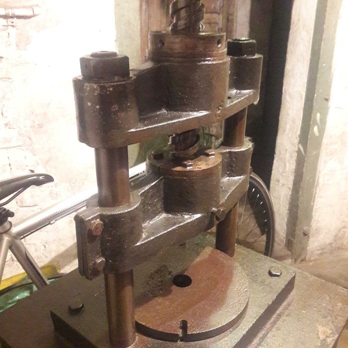 Stara Prasa mimośrodowa