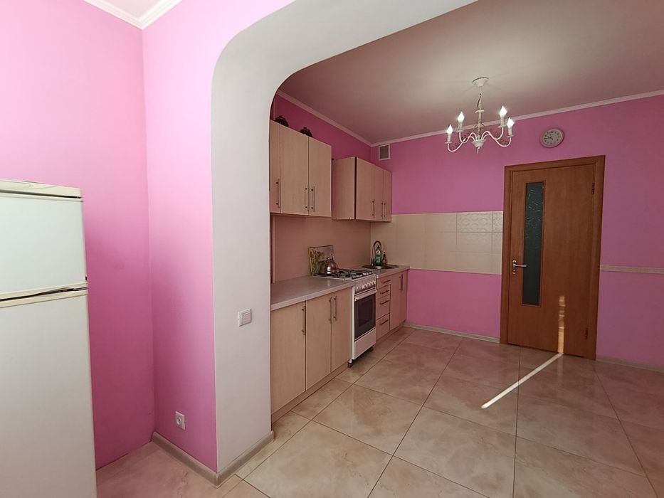 Файна 1-кімнатна  квартира