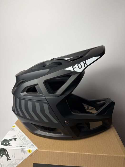 FOX Proframe Nace MIPS rozmiar L Bez wypadków