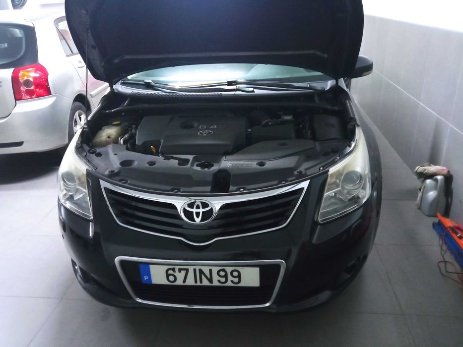 Toyota Avensis 2.2 150cv