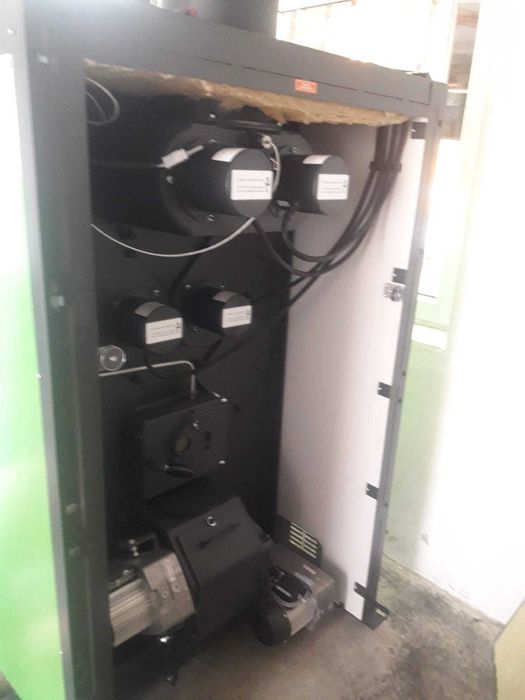 Piec na Trociny Zrębki Owies Pestka Wióra inne Biomasy Heizomat 100kw