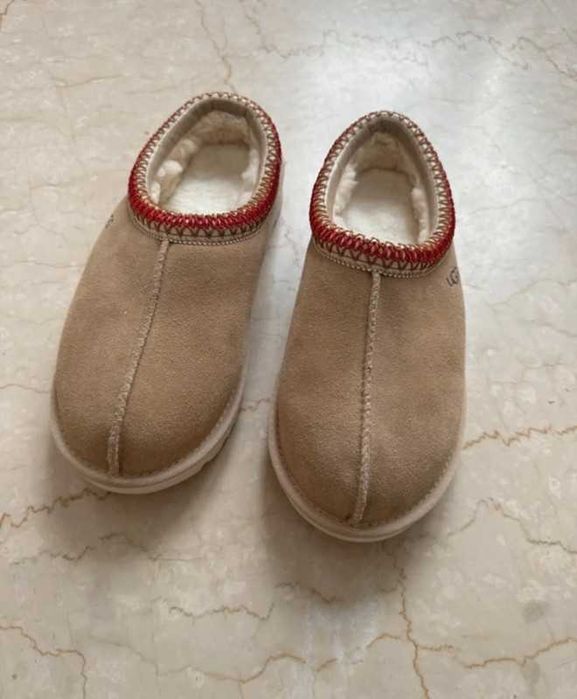 UGG tazz chestnut maat 39