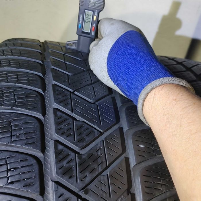 Без передоплати! Шини зимові Б/В 235 55 18 Pirelli арт. 5402