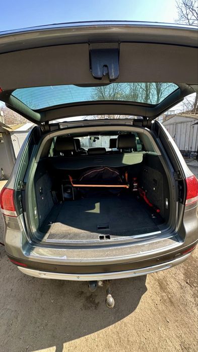 Таурег 3.2  газ/бенз 2004 р.