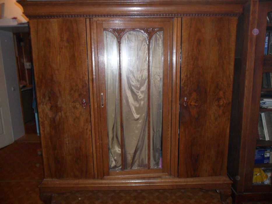 Мебель в дом, дерево