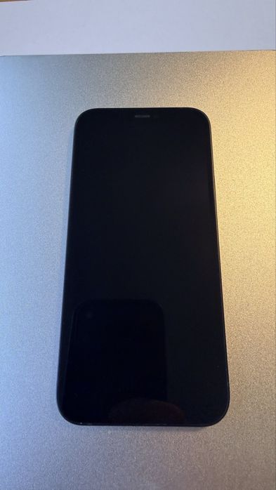 Iphone 12 nowa bateria 100% ekran jak nowy ładowarka w cenie
