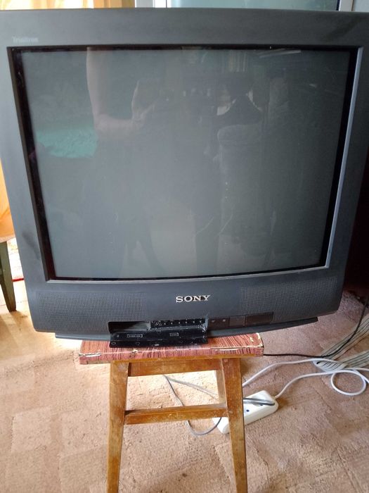 Телевизор - " SONY ". Японский.