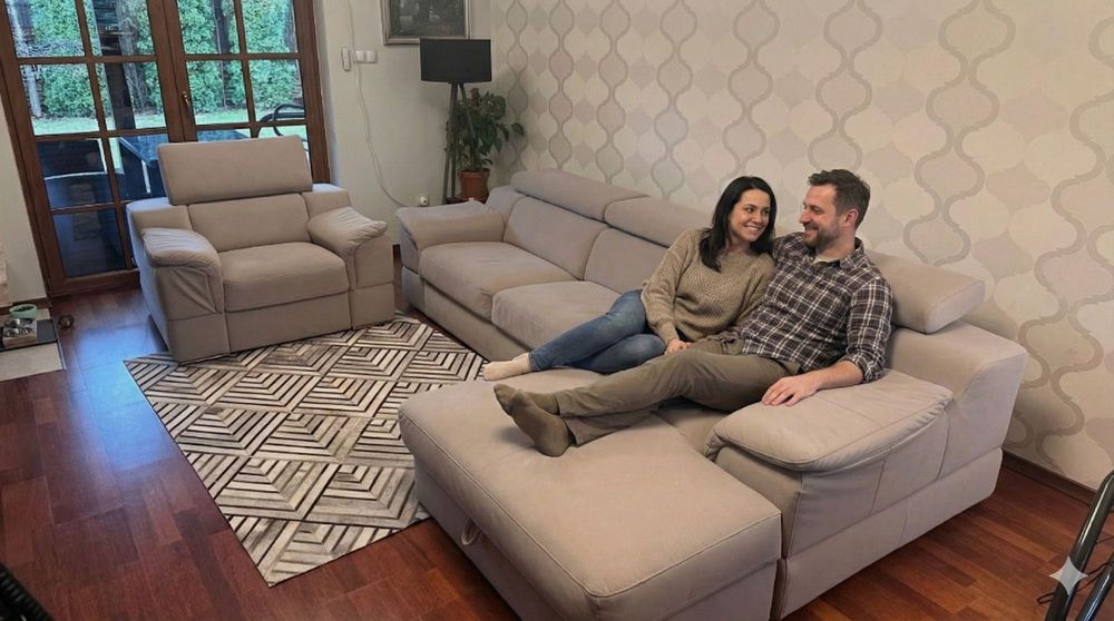 Wygodna sofa z szezlongiem, funkcją spania + FOTEL. Okazja!