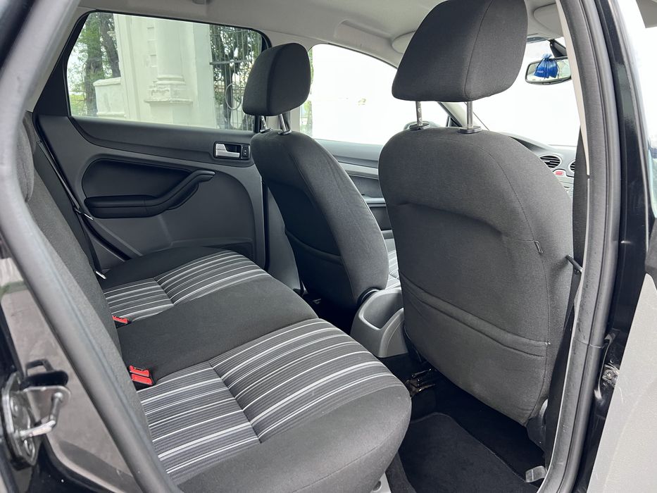Продам авто Ford Focus 2008