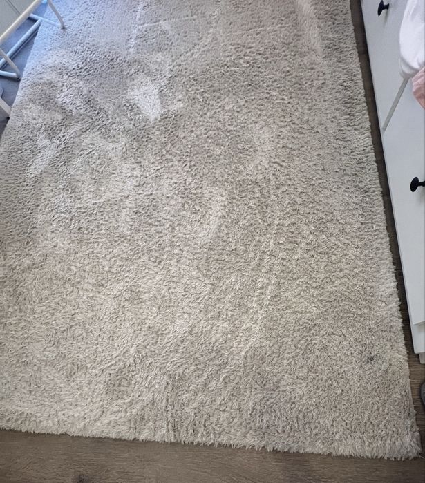 Tapete pelo curto branco