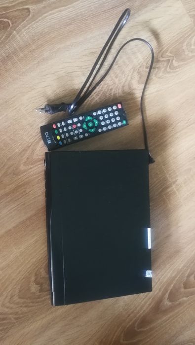 Dekoder DVB-T z pilotem i hdmi