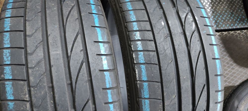 Pneus 215/40/18 Bridgestone  semi novos