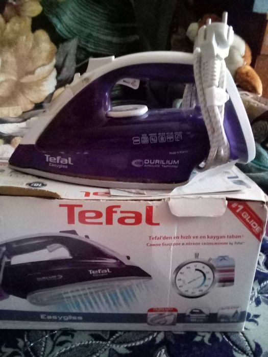Праска TEFAL Easygliss,FV3970EO, кераміка,б/в, працююча