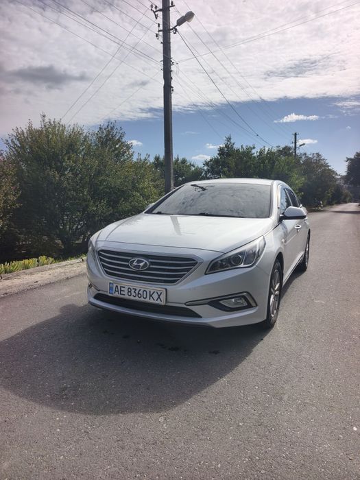Hyundai sonata lf 2.0 lpi