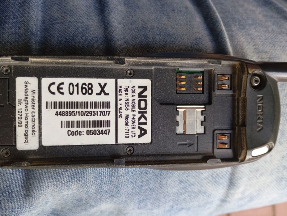 Telefon komórkowy Nokia 7110
