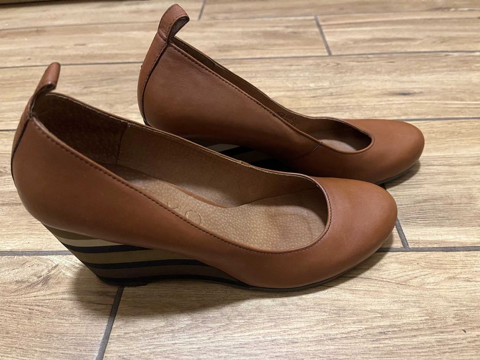 Pantofle, czółenka, buty damskie skórzane RYŁKO 38