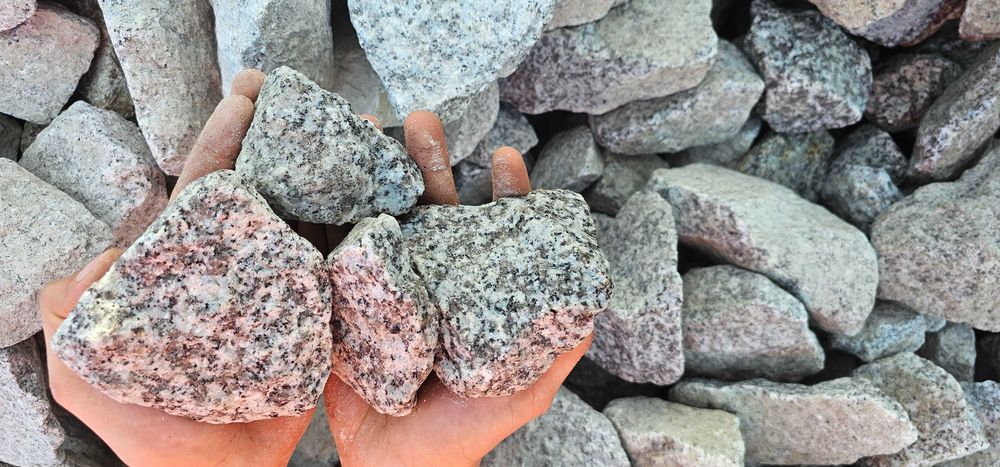 Grys Bianco Carrara ogrodowy ozdobny włoski Ogród Marmur