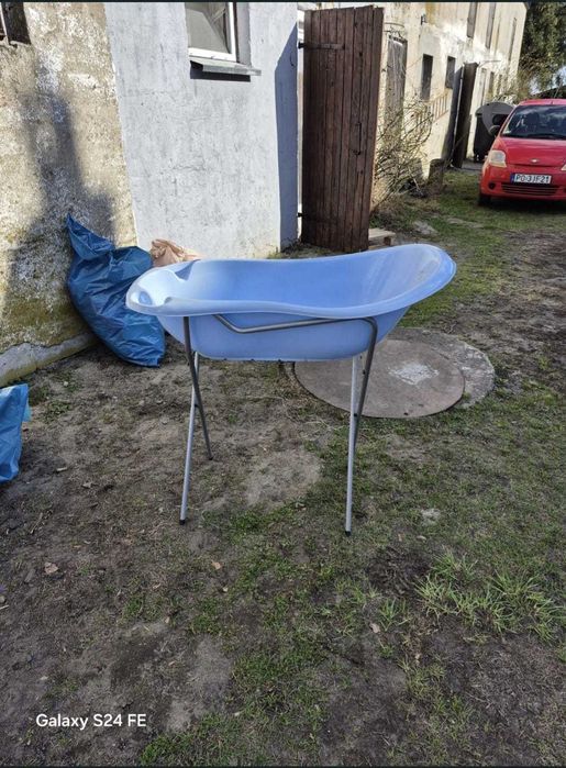 Wanienka z stojakiem