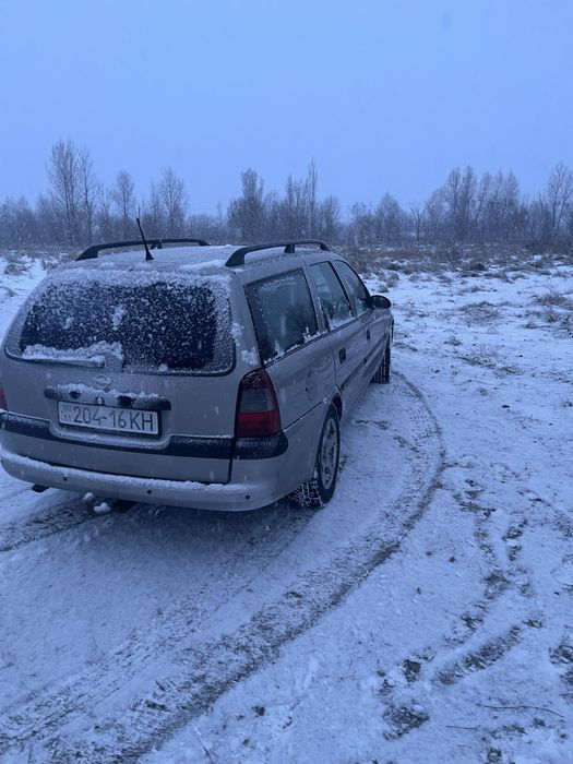 Опель вектра б універсал