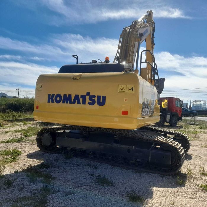 KOMATSU HB 215 LC-2
