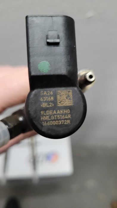 Wtrysk Ranult Master bi-turbo 165 km  166.000372R