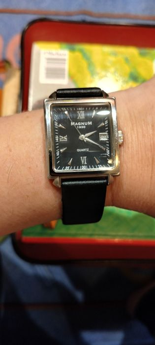 Годинник Magnum 1930 – позачасовий вінтажний 2500грн