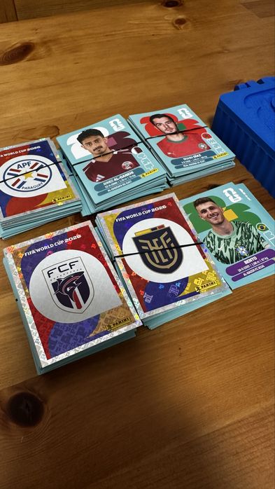 Paack Cromos Fifa + Box
