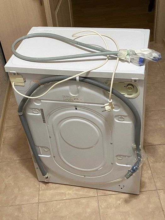 Стиральная машина INDESIT WISN 821 5.0кг