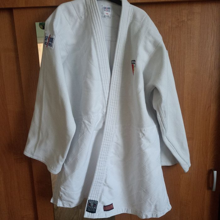 Judoka  wzrost 180 cm