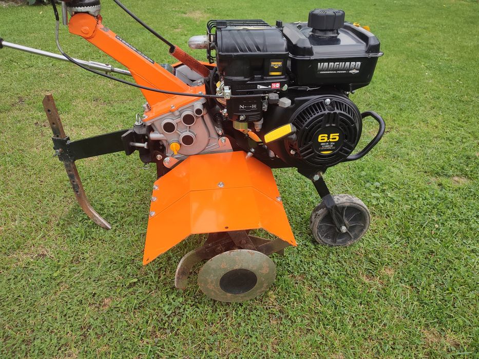 Glebogryzarka Benassi Vanguard Briggs Stratton 6,5 km
