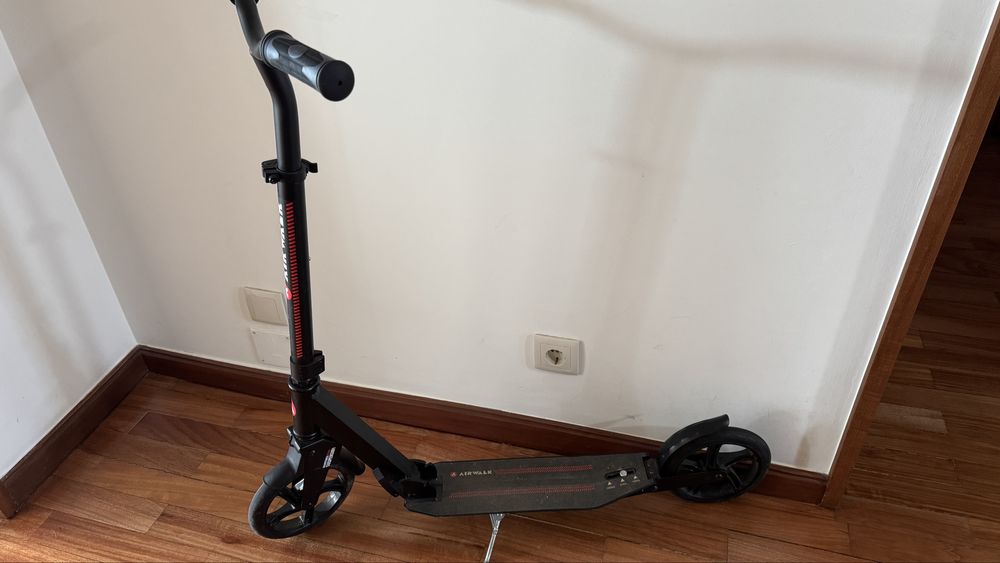 Trotinete Airwalk (até 100kg)