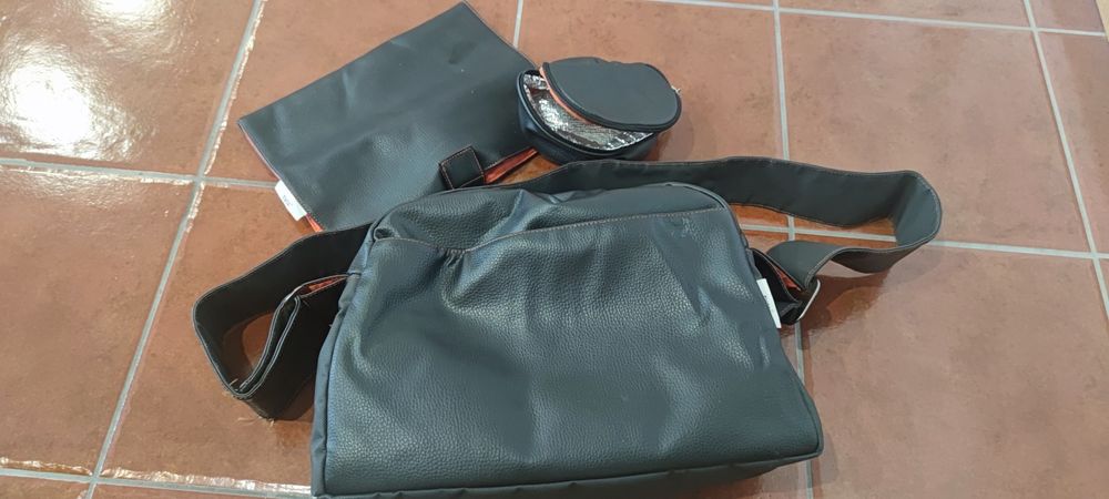 Mala de maternidade, amamentação