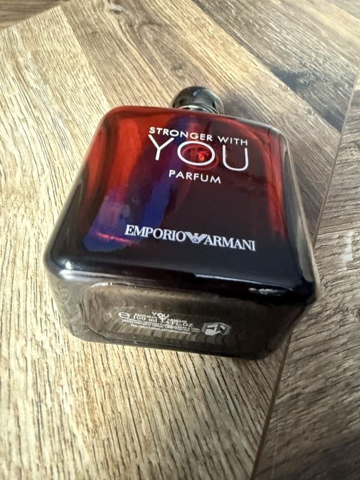 Pusty flakon Armani