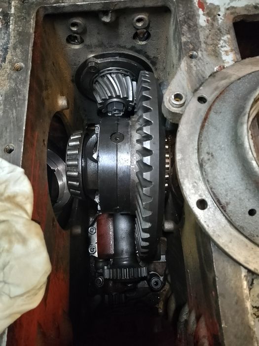 Naprawa i diagnostyka komputerowa ciągników rolniczych i wózków widłow