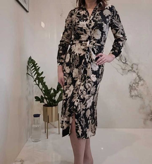 Reserved sliczna dluga sukienka koszulowa w kwiaty wiskoza S