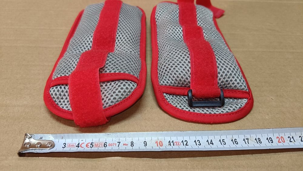 Sveltus akwabanda 2 x 500 g Obciążniki na nogi ręce